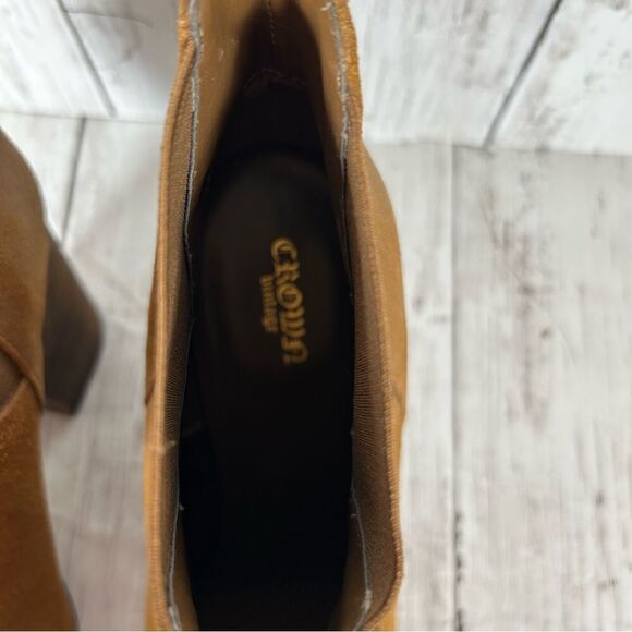 CROWN VINTAGE Magnolia Dark Natural Distressed Suede Elastic Ankle Boot 10 - Picture 3 of 11